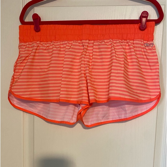 Lorna Jane Active Orange Striped Shorts Size M - Picture 1 of 5